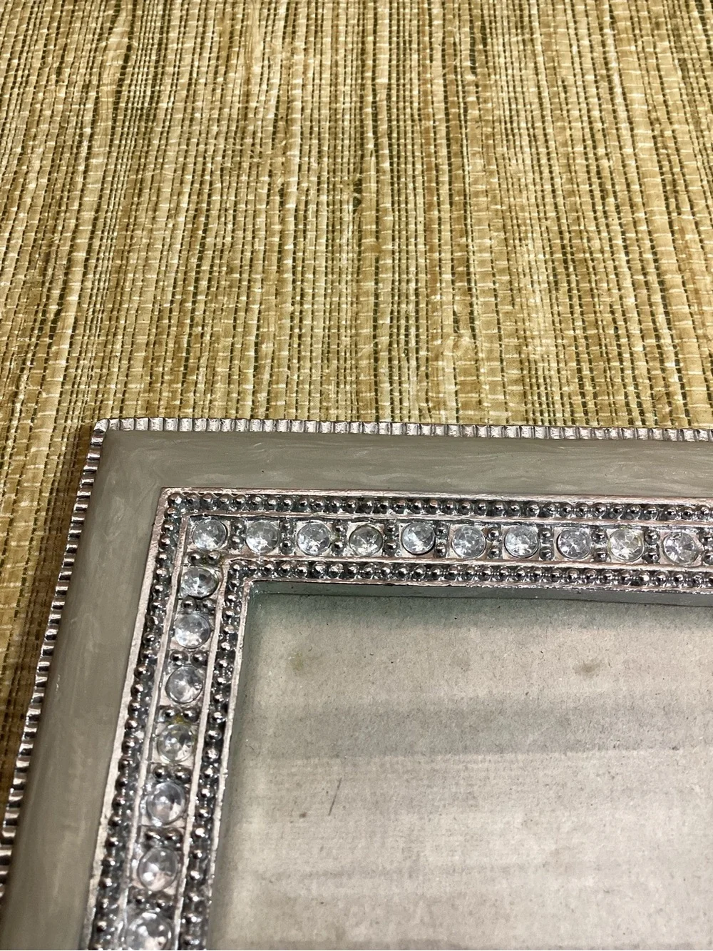 N/A stylish square